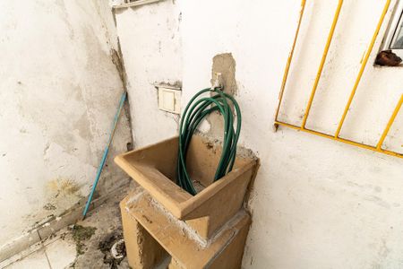 Casa à venda com 440m², 2 quartos e sem vagaLavanderia