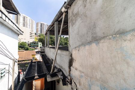 Casa à venda com 440m², 2 quartos e sem vagaEscada