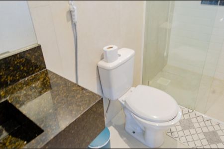 Casa para alugar com 90m², 2 quartos e 2 vagasBanheiro