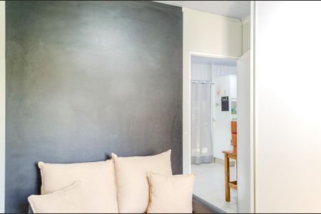 Casa para alugar com 90m², 2 quartos e 2 vagasQuarto 1