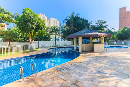 Apartamento à venda com 65m², 2 quartos e 1 vaga Apartamento à venda com 65m², 2 quartos e 1 vagaÁrea comum - Piscina