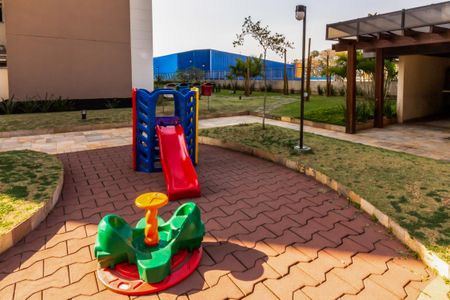 Apartamento à venda com 65m², 2 quartos e 1 vaga Apartamento à venda com 65m², 2 quartos e 1 vagaÁrea comum - Playground
