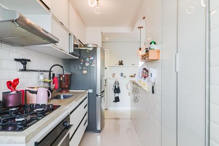 Apartamento à venda com 65m², 2 quartos e 1 vaga Apartamento à venda com 65m², 2 quartos e 1 vagaCozinha e Área de Serviço