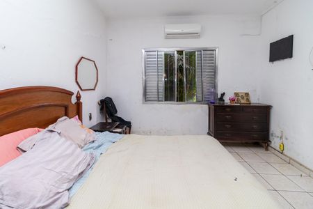 Casa para alugar com 142m², 4 quartos e 3 vagasQuarto 1