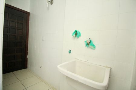 Apartamento para alugar com 90m², 2 quartos e 1 vagaCozinha e Área de Serviço