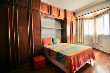 Apartamento para alugar com 90m², 2 quartos e 1 vagaQuarto 2