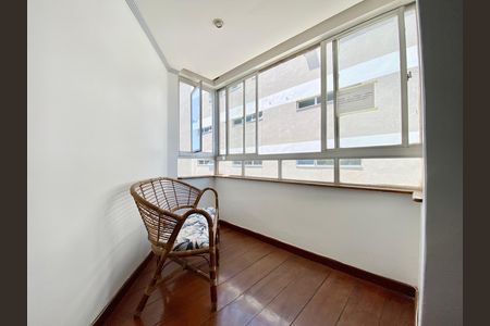 Apartamento para alugar com 90m², 2 quartos e 1 vagaSala