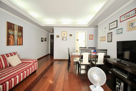Apartamento para alugar com 90m², 2 quartos e 1 vagaSala