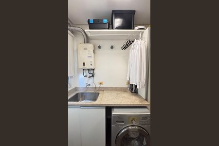 Apartamento à venda com 78m², 2 quartos e 2 vagasÁrea de Serviço