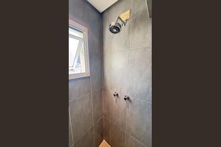 Apartamento à venda com 78m², 2 quartos e 2 vagasBanheiro da Suíte