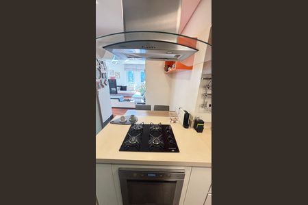 Apartamento à venda com 78m², 2 quartos e 2 vagasCozinha