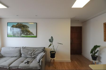 Apartamento à venda com 74m², 3 quartos e 1 vagaSala