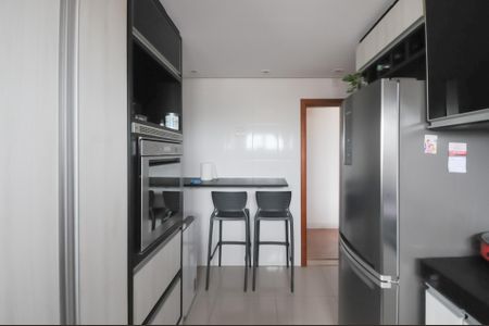 Apartamento à venda com 74m², 3 quartos e 1 vagaCozinha - Armários