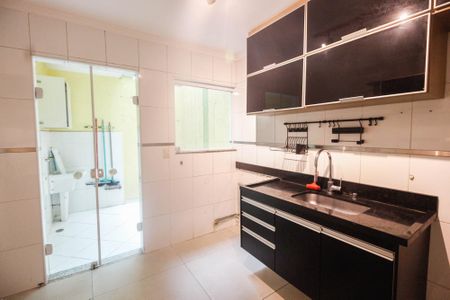 Casa de condomínio à venda com 161m², 3 quartos e 3 vagasCozinha