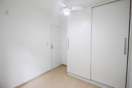 Casa de condomínio à venda com 161m², 3 quartos e 3 vagasQuarto 2