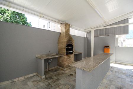 Apartamento à venda com 60m², 2 quartos e 1 vagaÁrea comum - Churrasqueira