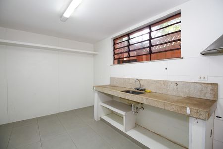 Casa à venda com 151m², 3 quartos e 2 vagasCozinha 1