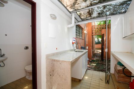 Casa à venda com 151m², 3 quartos e 2 vagasÁrea de Serviço