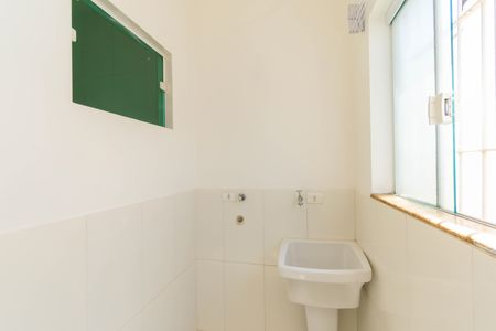 Casa para alugar com 30m², 1 quarto e sem vaga Casa para alugar com 30m², 1 quarto e sem vagaÁrea de Serviço