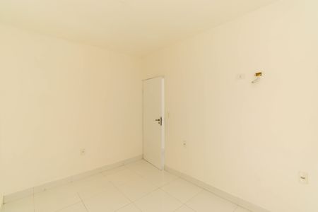Casa para alugar com 30m², 1 quarto e sem vaga Casa para alugar com 30m², 1 quarto e sem vagaSala/Quarto