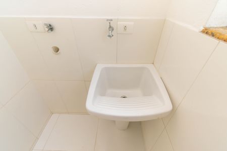 Casa para alugar com 30m², 1 quarto e sem vaga Casa para alugar com 30m², 1 quarto e sem vagaÁrea de Serviço