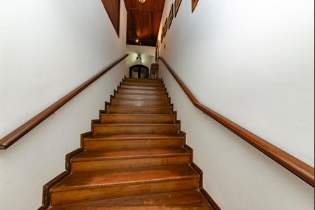 Casa à venda com 527m², 5 quartos e 3 vagasEntrada