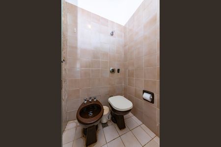 Casa à venda com 527m², 5 quartos e 3 vagasBanheiro Social