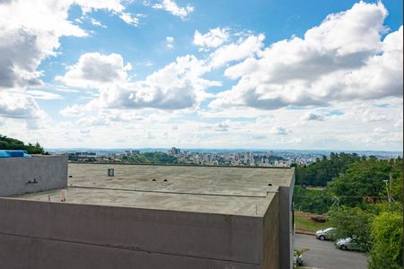 Casa à venda com 527m², 5 quartos e 3 vagasVaranda 1