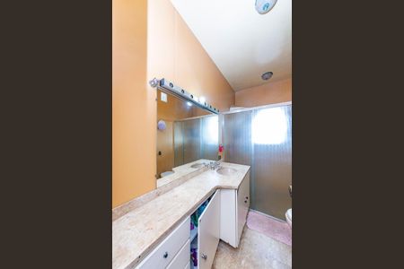 Casa à venda com 527m², 5 quartos e 3 vagasBanheiro Semi - Suítes