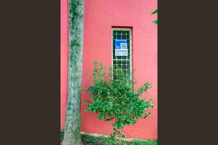 Casa à venda com 527m², 5 quartos e 3 vagasPlaca