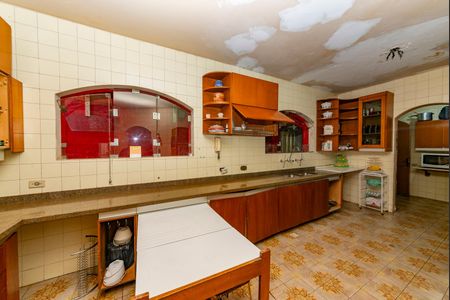 Casa à venda com 527m², 5 quartos e 3 vagasCozinha