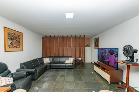 Casa à venda com 527m², 5 quartos e 3 vagasSala 4