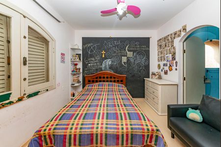 Casa à venda com 527m², 5 quartos e 3 vagasSuíte 2