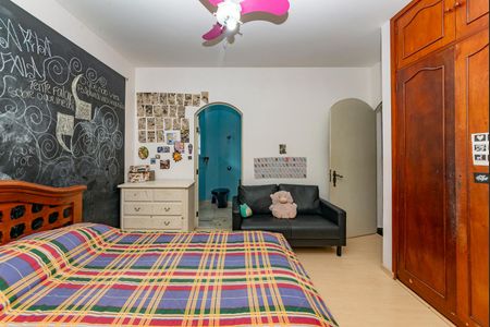 Casa à venda com 527m², 5 quartos e 3 vagasSuíte 2