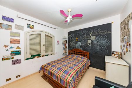 Casa à venda com 527m², 5 quartos e 3 vagasSuíte 2