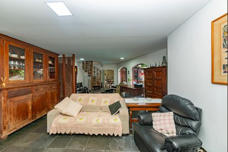 Casa à venda com 527m², 5 quartos e 3 vagasSala 4