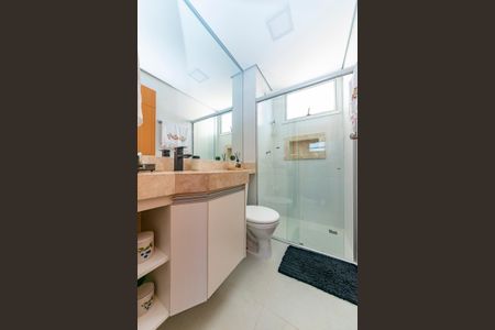 Apartamento à venda com 63m², 2 quartos e 2 vagas Apartamento à venda com 63m², 2 quartos e 2 vagasBanheiro Social