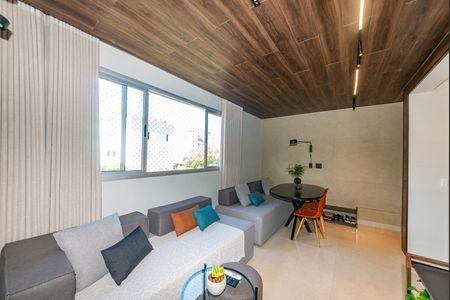 Apartamento à venda com 63m², 2 quartos e 2 vagas Apartamento à venda com 63m², 2 quartos e 2 vagasSala