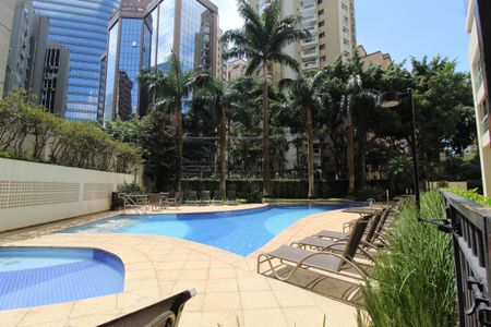 Apartamento à venda com 112m², 3 quartos e 2 vagasÁrea Comum - Piscina