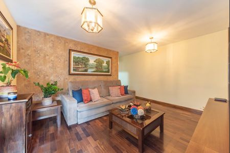 Apartamento à venda com 67m², 2 quartos e 1 vagaSala