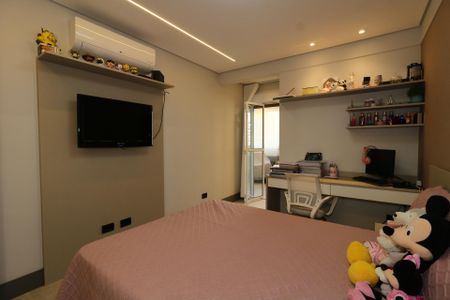 Apartamento à venda com 275m², 4 quartos e 4 vagasSuíte 3