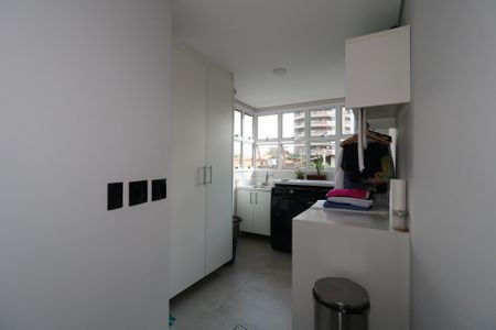 Apartamento à venda com 275m², 4 quartos e 4 vagasÁrea de Serviço