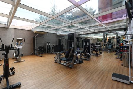 Apartamento à venda com 275m², 4 quartos e 4 vagasÁrea Comum - Academia