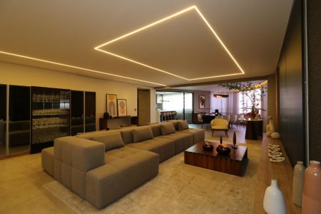 Apartamento à venda com 275m², 4 quartos e 4 vagasSala