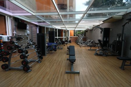 Apartamento à venda com 275m², 4 quartos e 4 vagasÁrea Comum - Academia