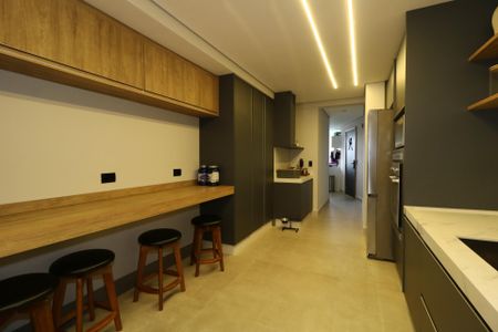 Apartamento à venda com 275m², 4 quartos e 4 vagasCozinha