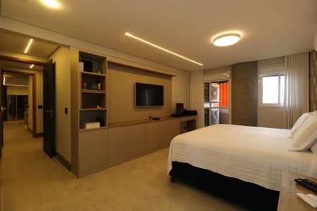 Apartamento à venda com 275m², 4 quartos e 4 vagasSuíte Master