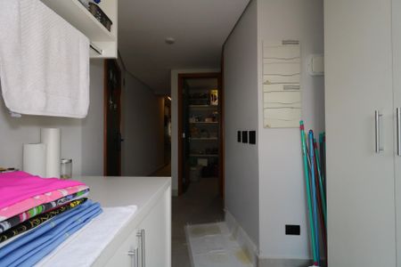 Apartamento à venda com 275m², 4 quartos e 4 vagasÁrea de Serviço