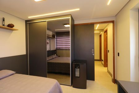 Apartamento à venda com 275m², 4 quartos e 4 vagasSuíte 1