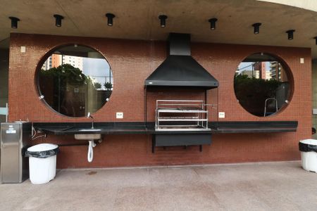 Apartamento à venda com 275m², 4 quartos e 4 vagasÁrea Comum - Churrasqueira